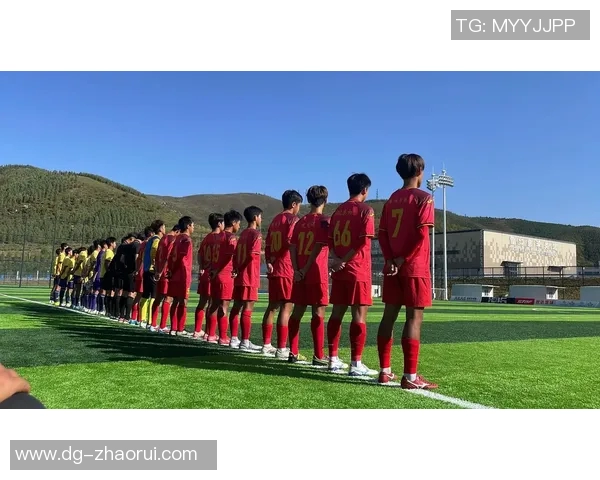 美国足球队迎战哥斯达黎加队激情对决展现足球魅力与团队精神